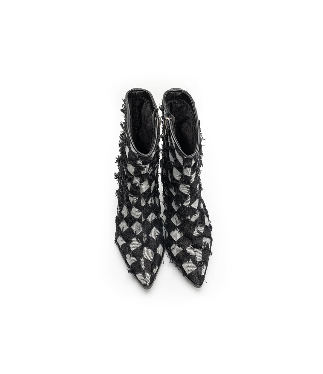 CINDY IN BLACK DENIM