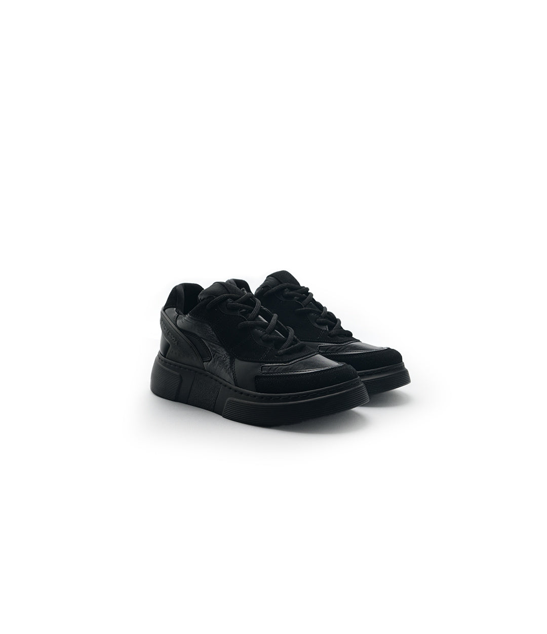 Carla Sneaker Black