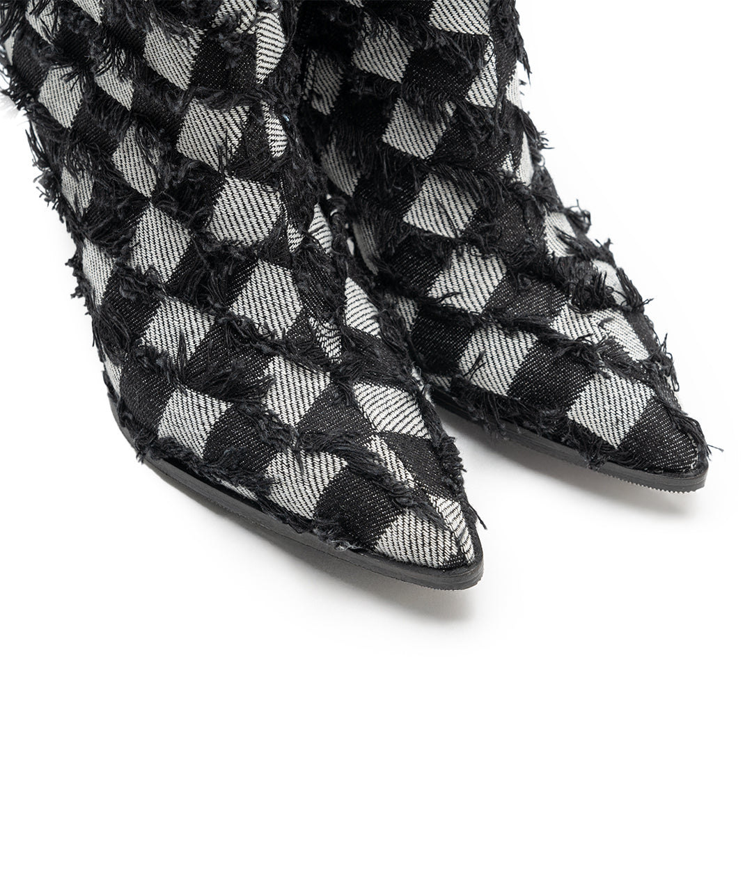 CINDY IN BLACK DENIM