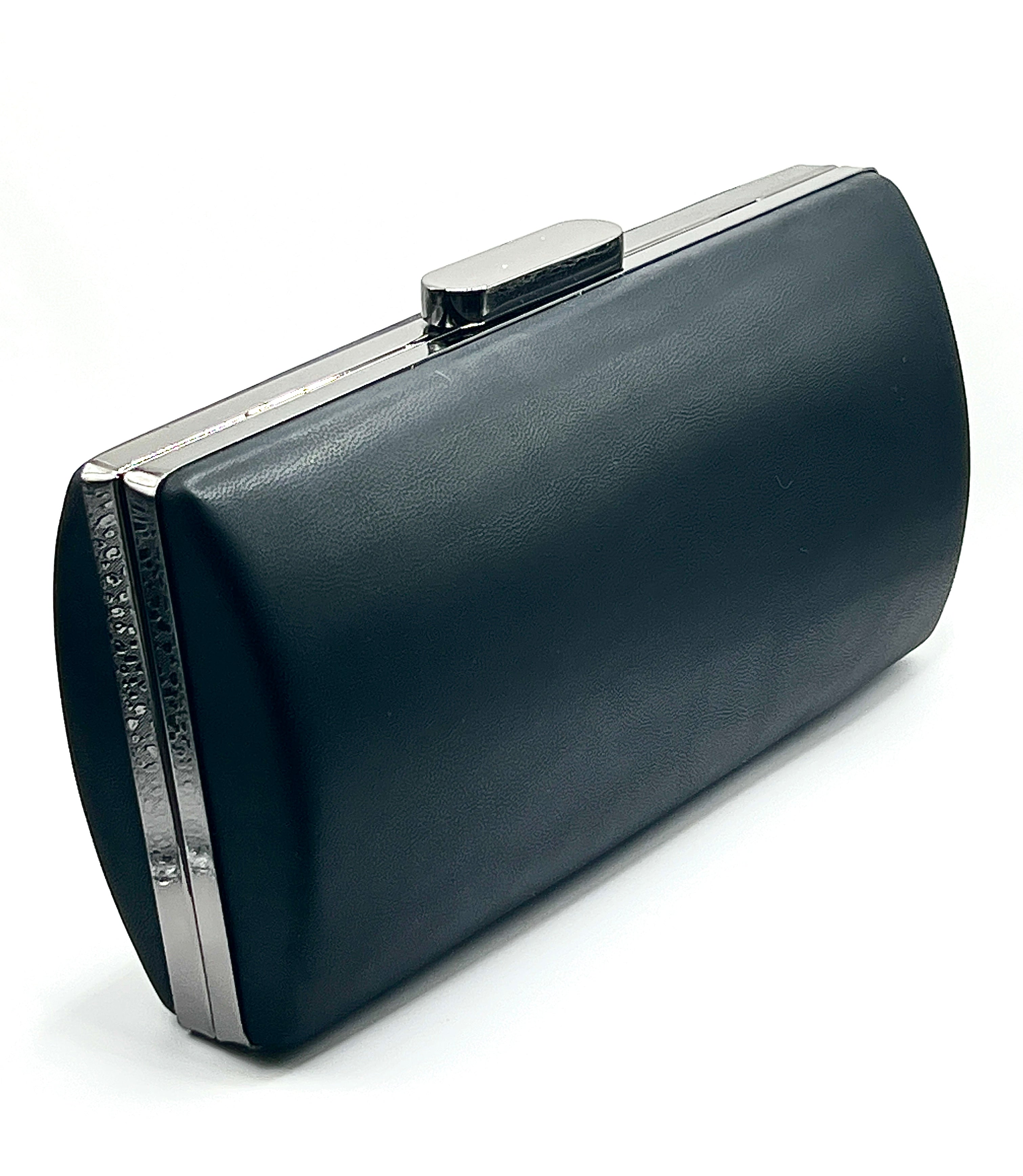 Black matte clutch
