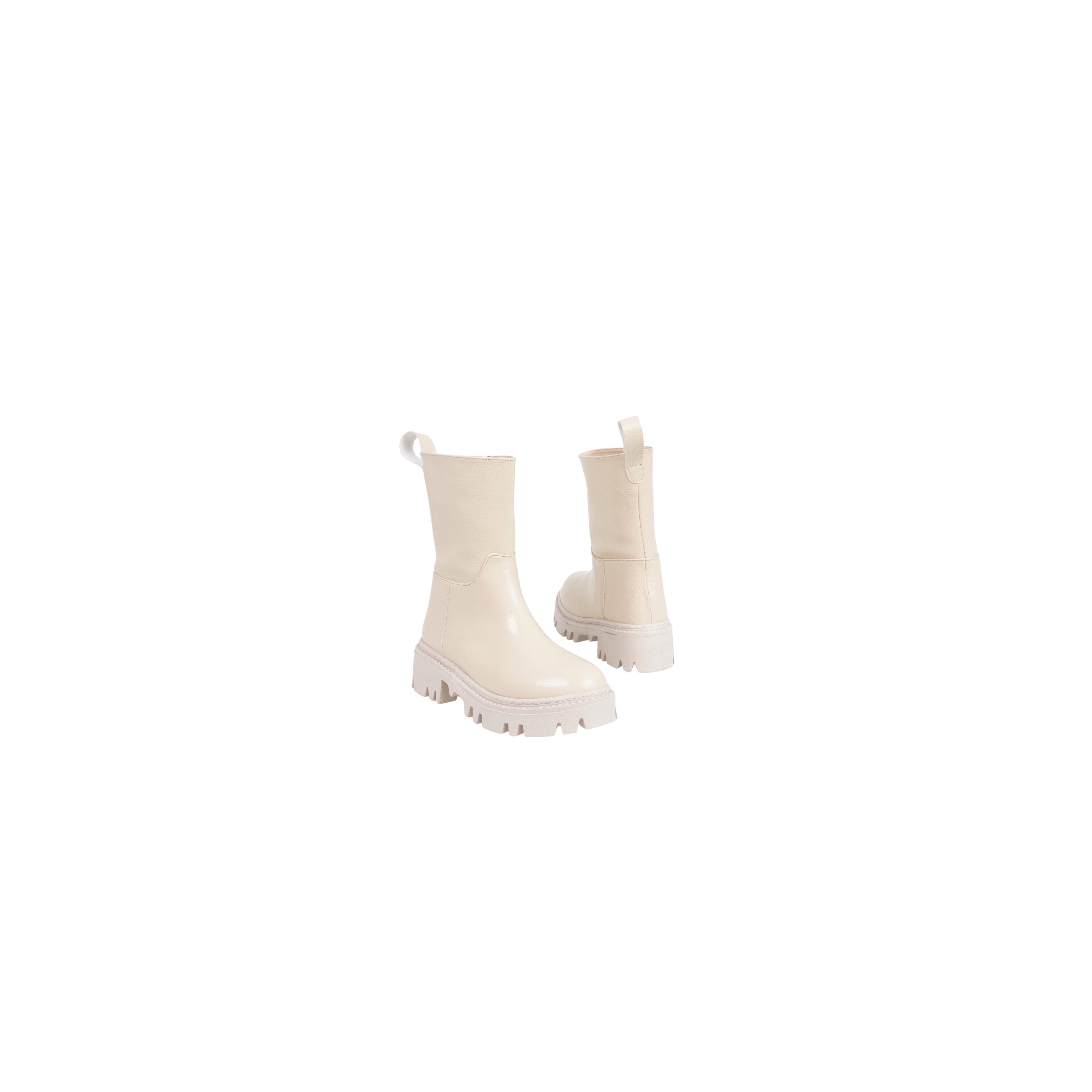 Basic boot short nude